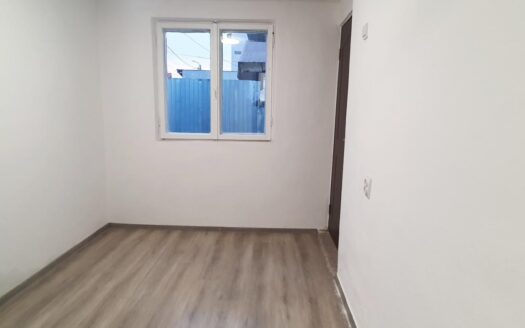 Casă 5 camere în Sectorul 5, Str. Flautului, Excelent conectată, zonă liniștita