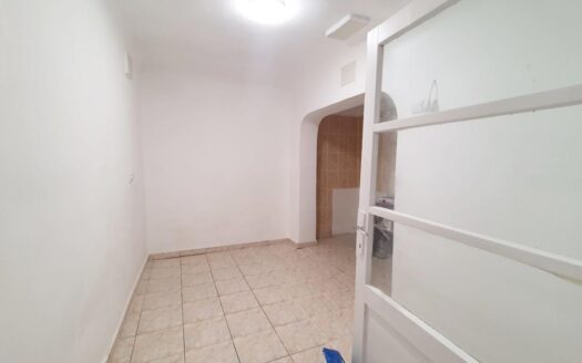 Casă 5 camere în Sectorul 5, Str. Flautului, Excelent conectată, zonă liniștita