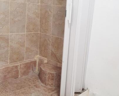 Casă 5 camere în Sectorul 5, Str. Flautului, Excelent conectată, zonă liniștita